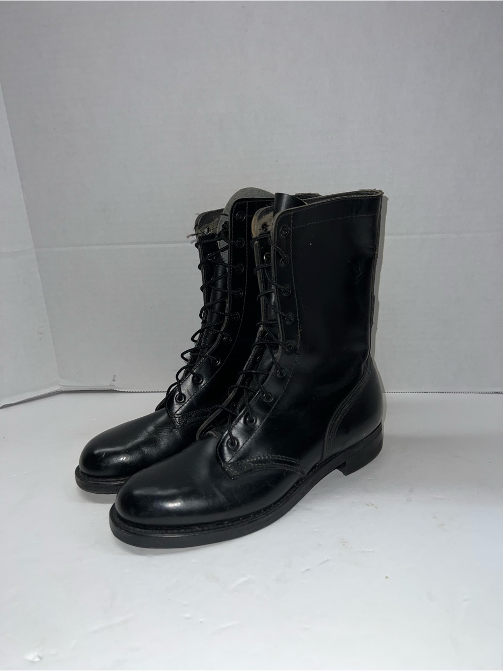Vintage Black 1980’s ADDISON SHOE COMP. 9 Hole Vulcan Military Combat Boots 8 A